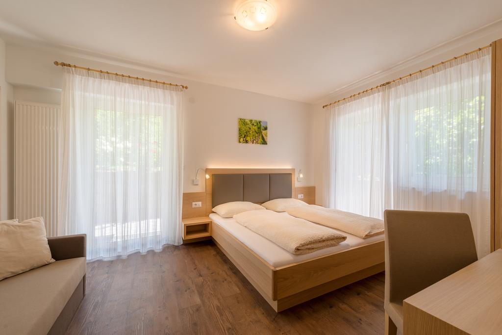 Pension Etschblick B&B Frangarto ภายนอก รูปภาพ