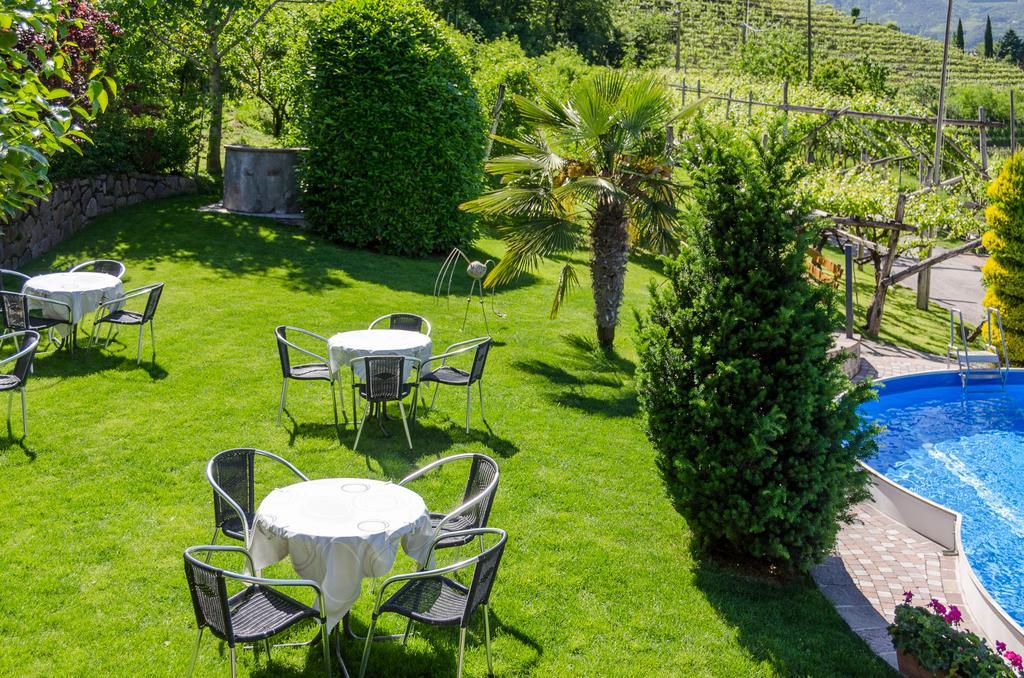 Pension Etschblick B&B Frangarto ภายนอก รูปภาพ